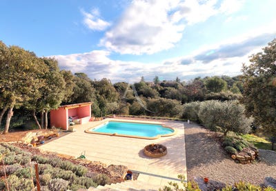 /international/fr/st-julien-provence-alpes-cote-d-azur-310108209489/
