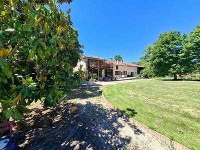 /international/fr/vic-fezensac-midi-pyrenees-310108422615/
