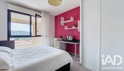 /international/fr/aix-en-provence-provence-alpes-cote-d-azur-310109147550/