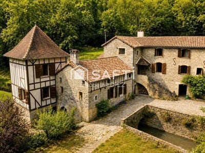 /international/fr/caylus-midi-pyrenees-310108566140/