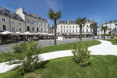 /international/fr/vannes-brittany-310101247769/?lang=zh-cn