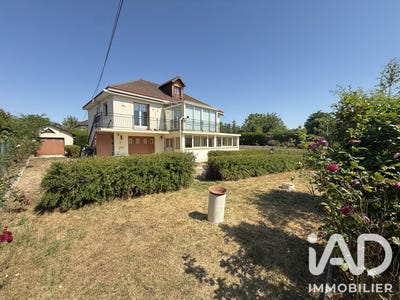 /international/fr/valloire-sur-cisse-centre-val-de-loire-310108922308/