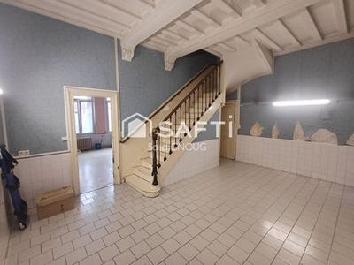 /international/fr/saint-quentin-picardie-310108530308/