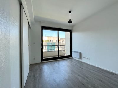 /international/fr/reims-ardennes-310106593274/