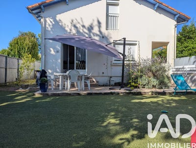 /international/fr/vaux-sur-mer-charente-310108861780/