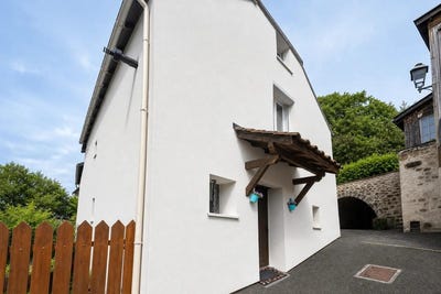 /international/fr/le-lardin-saint-lazare-aquitaine-310109665406/