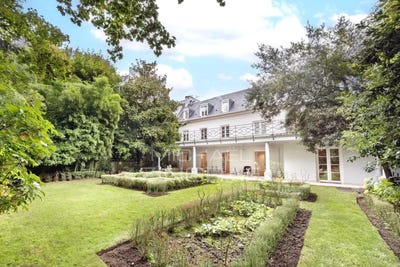 /international/fr/neuilly-sur-seine-ile-de-france-310103809450/