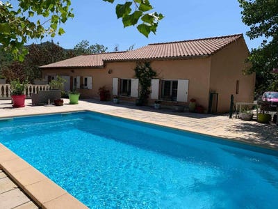 /international/fr/poujols-languedoc-roussillon-310101250571/?lang=en