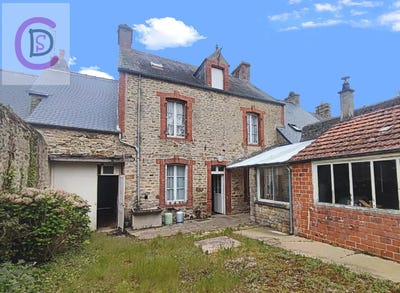 /international/fr/saint-pierre-eglise-la-basse-normandie-310102133469/