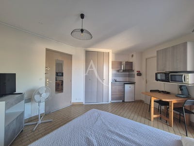 /international/fr/balaruc-les-bains-languedoc-roussillon-310104498567/