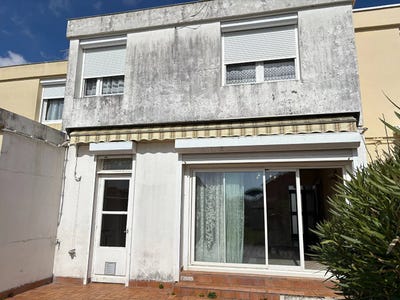 /international/fr/saint-georges-de-didonne-charente-310100183348/