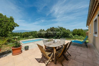 /international/fr/la-roque-sur-pernes-provence-alpes-cote-d-azur-310099838829/?lang=zh-tw