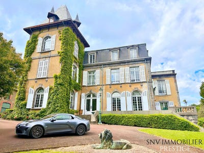 /international/fr/clermont-ferrand-auvergne-120094118223/
