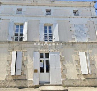 /international/fr/nere-charente-310105821416/