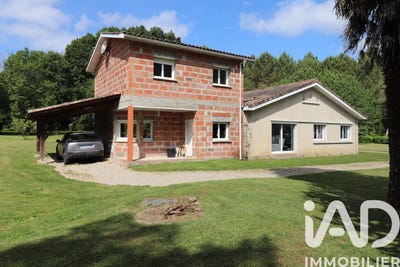 /international/fr/saint-martin-d-ary-charente-310108832990/