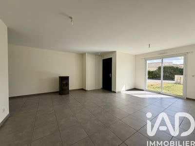 /international/fr/mignaloux-beauvoir-charente-310108047820/