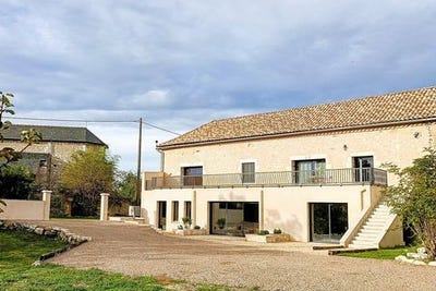 /international/fr/cordes-sur-ciel-midi-pyrenees-120098079012/