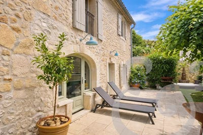 /international/fr/paradou-provence-alpes-cote-d-azur-310098875869/