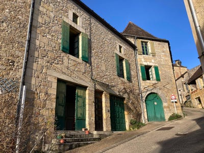 /international/fr/saint-cyprien-aquitaine-310108630847/