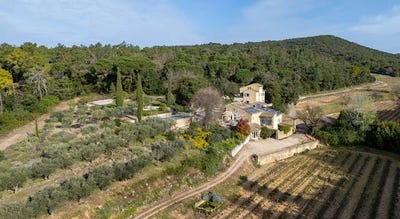 /international/fr/saint-michel-d-euzet-languedoc-roussillon-310108038431/