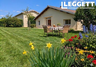 /international/fr/cours-les-bains-aquitaine-310106480666/