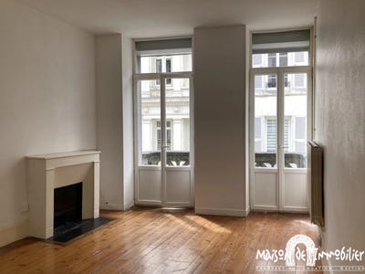 /international/fr/cognac-charente-310101229256/