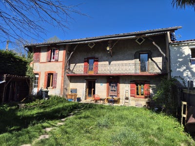 /international/fr/loubens-midi-pyrenees-310107560931/