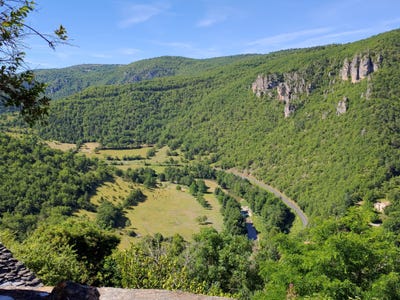 /international/fr/saint-veran-la-roque-sainte-marguerite-midi-pyrenees-310108003914/