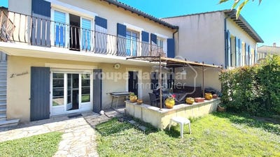 /international/fr/arles-languedoc-roussillon-310107816450/