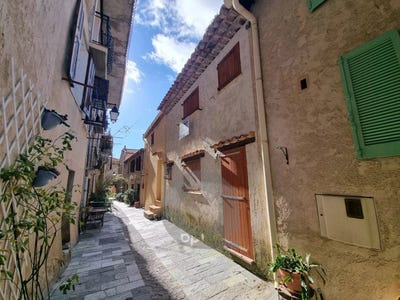 /international/fr/castellar-provence-alpes-cote-d-azur-310107840033/