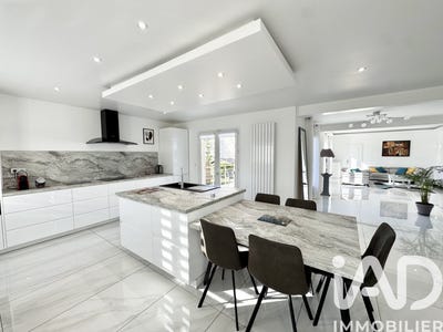 /international/fr/champlan-ile-de-france-310107469998/