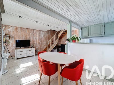 /international/fr/saint-clement-des-baleines-charente-310106577258/
