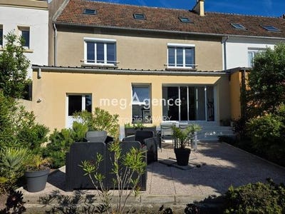 /international/fr/cherbourg-en-cotentin-la-basse-normandie-310109049455/