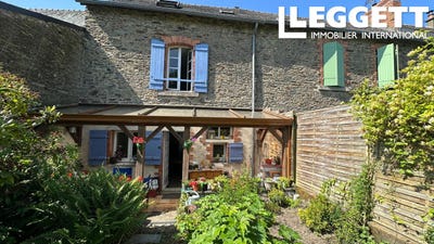 /international/fr/josselin-brittany-310100294940/