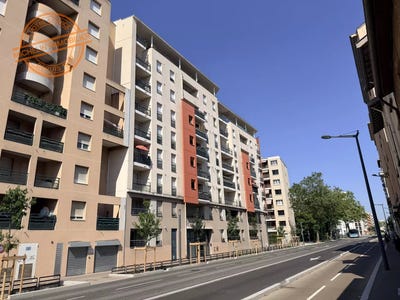 /international/fr/villeurbanne-rhone-310108788702/