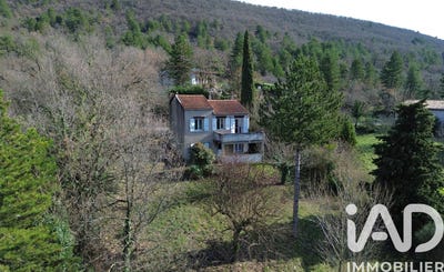 /international/fr/saint-vincent-de-barres-rhone-310105717807/