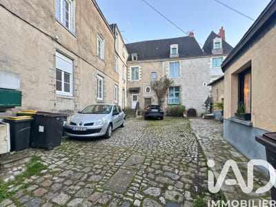 /international/fr/laval-pays-de-la-loire-310107177158/