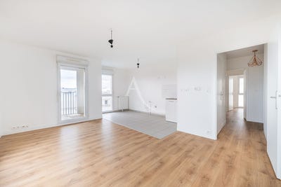 /international/fr/cergy-ile-de-france-310108699356/