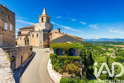 /international/fr/venasque-provence-alpes-cote-d-azur-310106392587/