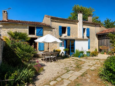 /international/fr/tusson-charente-310109044477/