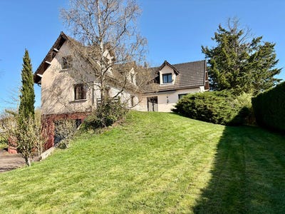 /international/fr/montceau-les-mines-burgundy-310107950327/