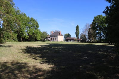 /international/fr/hommes-centre-val-de-loire-310103137048/
