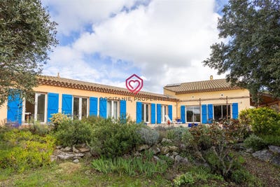 /international/fr/ouveillan-languedoc-roussillon-310106485773/