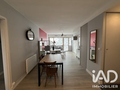 /international/fr/angers-pays-de-la-loire-310109221665/