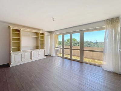 /international/fr/villeneuve-les-avignon-languedoc-roussillon-310106139862/