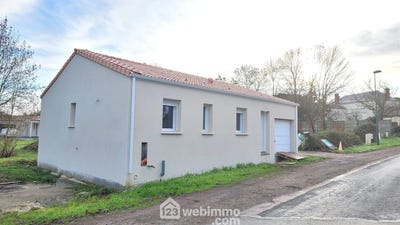/international/fr/la-jonchere-pays-de-la-loire-310104961666/