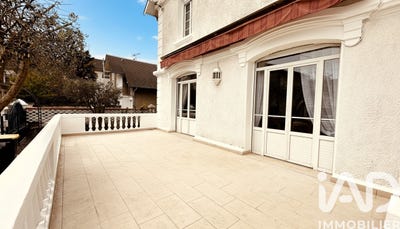 /international/fr/lourdes-midi-pyrenees-310106428557/