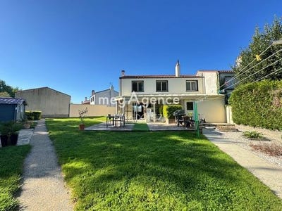 /international/fr/mortagne-sur-sevre-pays-de-la-loire-310099091357/?lang=zh-cn