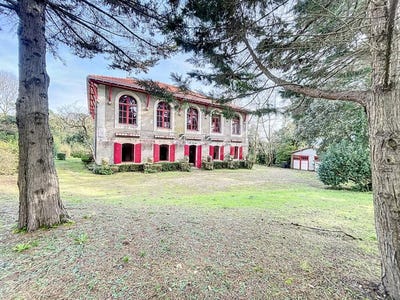 /international/fr/pornic-pays-de-la-loire-310108316847/