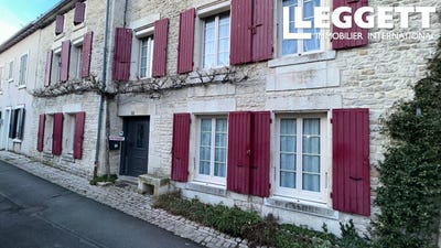 /international/fr/coulon-charente-310105080731/